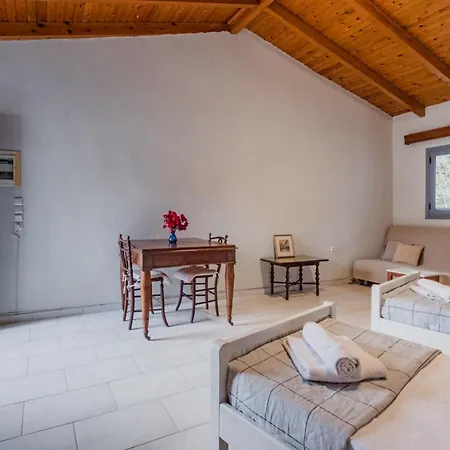 Nona's House Romanos (Messenia)