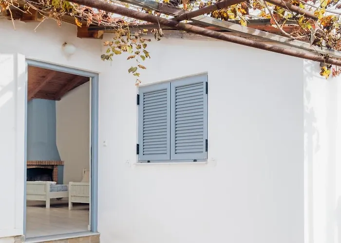 Casa de Férias Nona's House Romanu